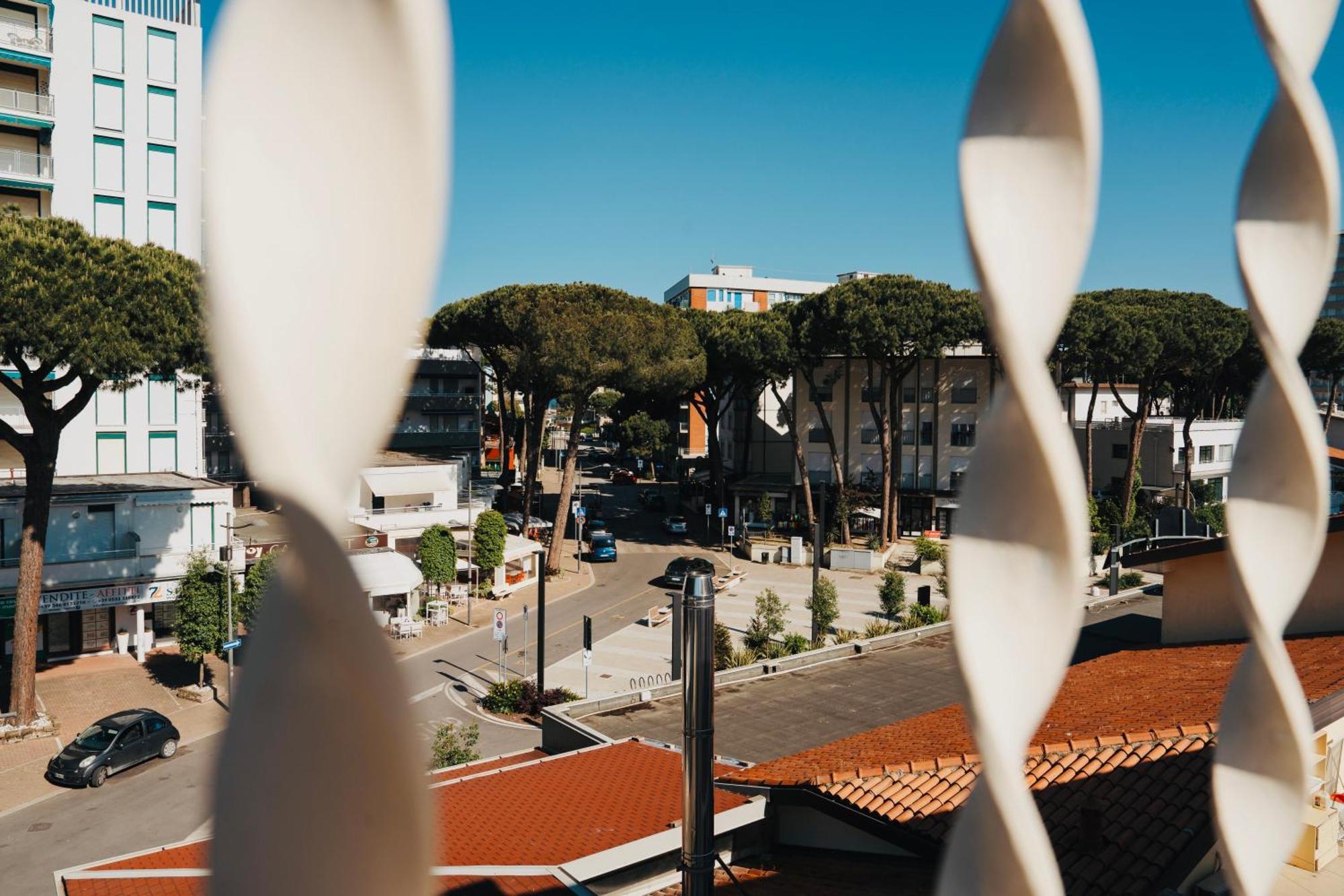 Hotel Julia Llido Degli Estensi Buitenkant foto