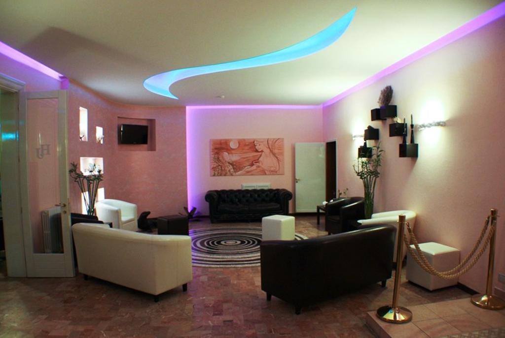 Hotel Julia Llido Degli Estensi Buitenkant foto